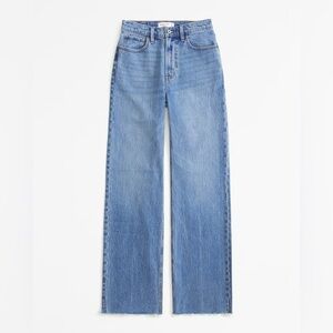 Abercrombie and Fitch 90s relaxed Jean, high rise